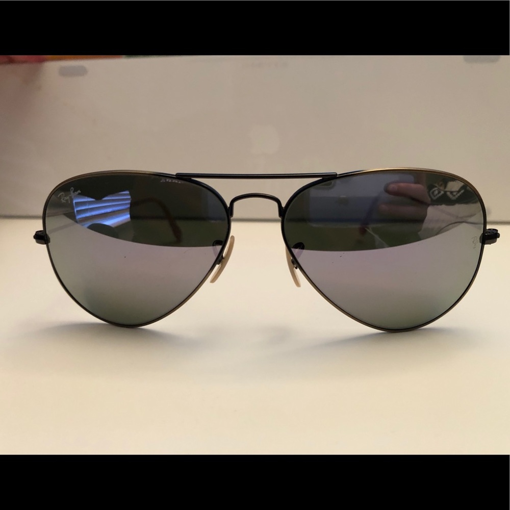 Ray-Ban Aviator Class Sunglasses 😎